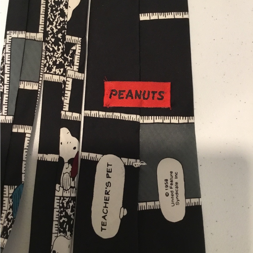 Vintage PEANUTS Teachers Pet SNOOPY Necktie school Made in USA, 100% Silk - Picture 7 of 9